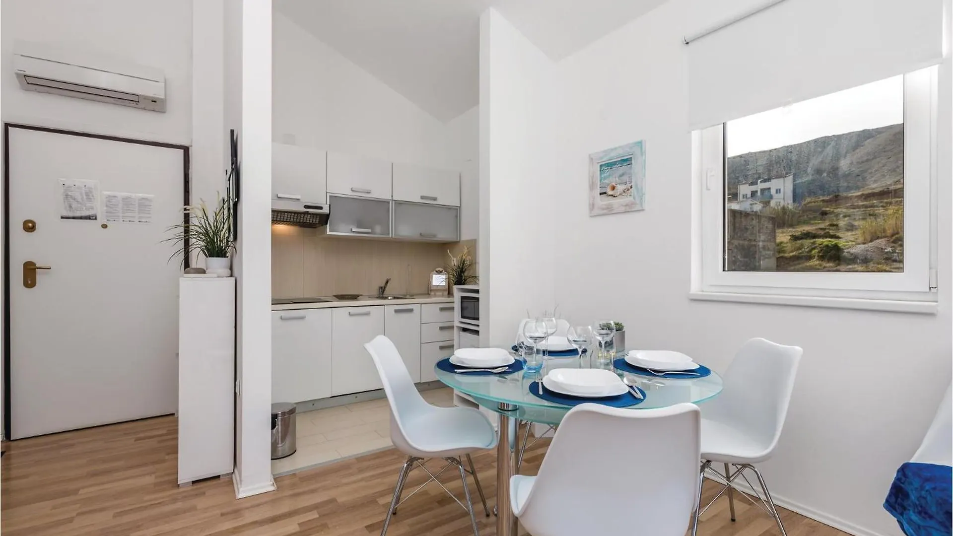 Nice Apartment In Pag With Kitchen Pag Town