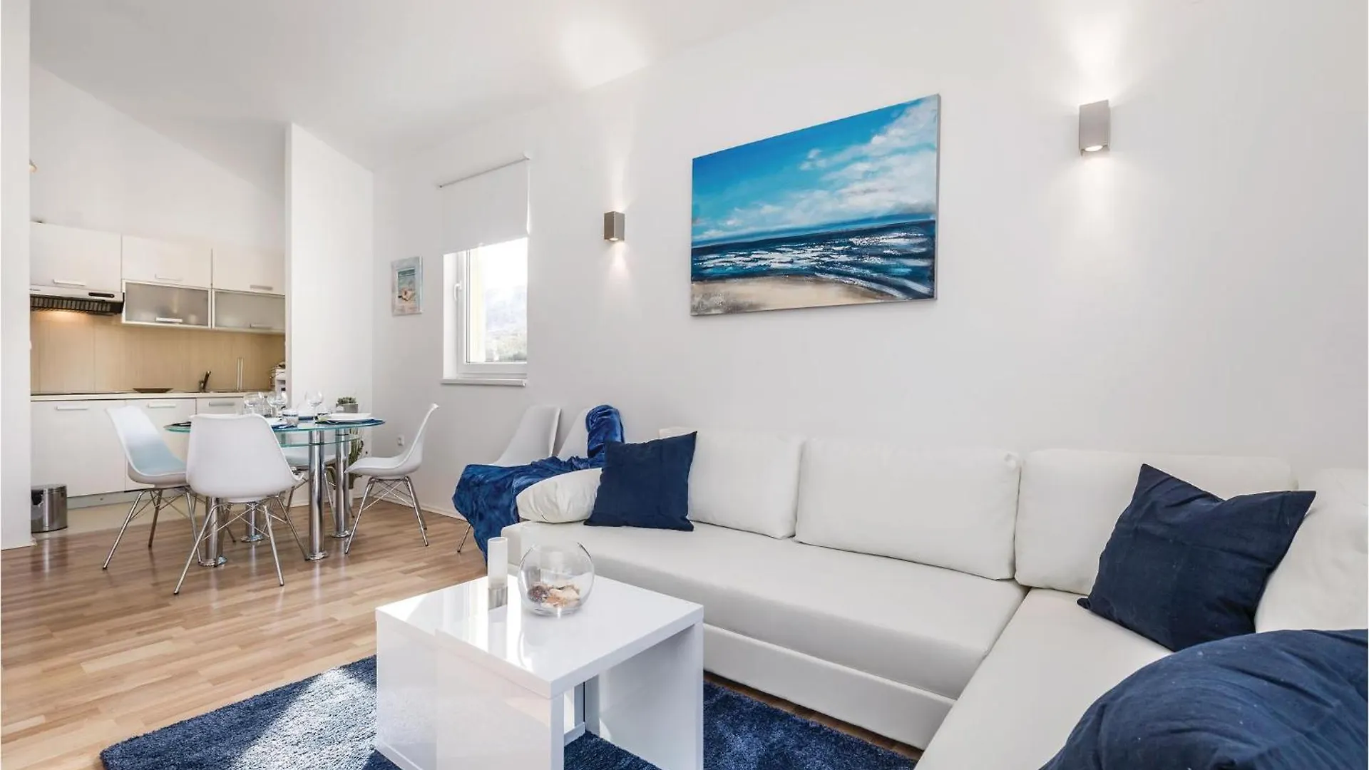 Nice Apartment In Pag With Kitchen