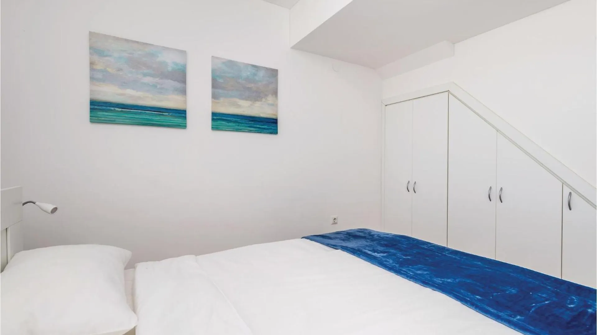 Nice Apartment In Pag With Kitchen  Pag Town